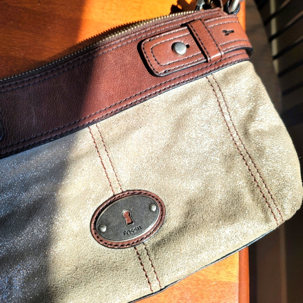 Fossil glitter suede and brown leather wallet set,